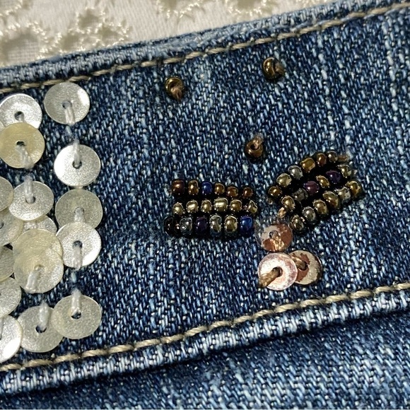 Vintage American Exchange boho embellished kick crop jeans size 32 - Picture 11 of 16